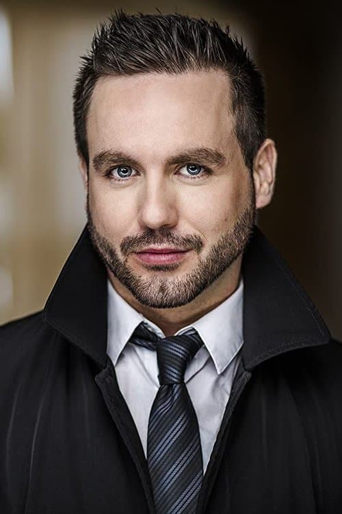 Sebastian Deery headshot