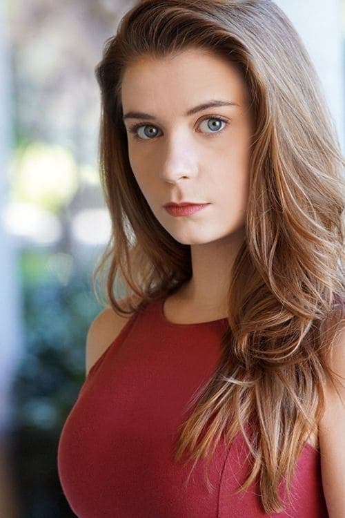 Alexa Yeames headshot