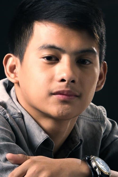 Vince Rillon headshot