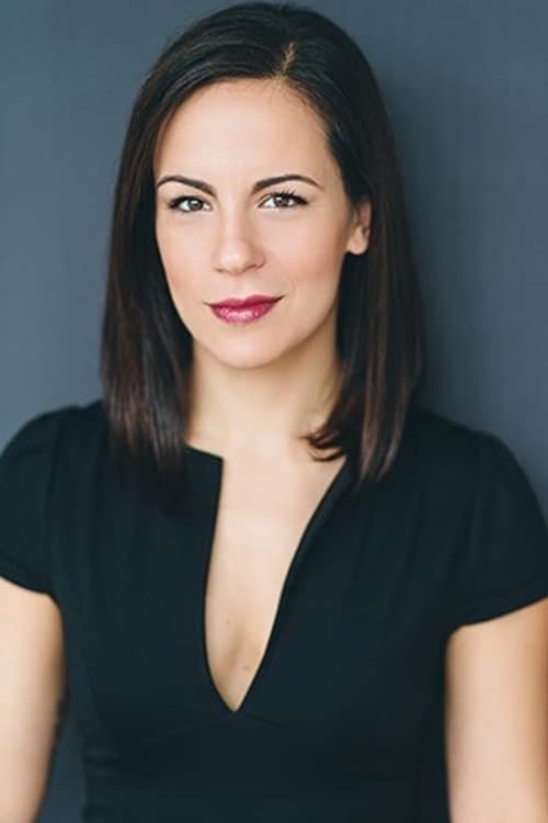 Aniko Kaszas headshot