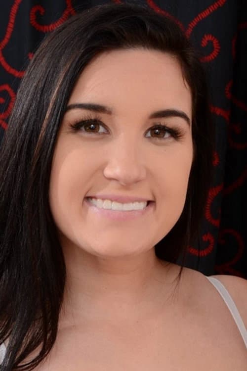 Molly Bliss headshot