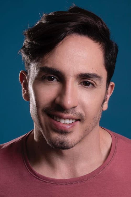 Adam Sadwing headshot