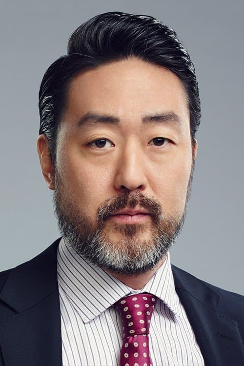 Kenneth Choi headshot
