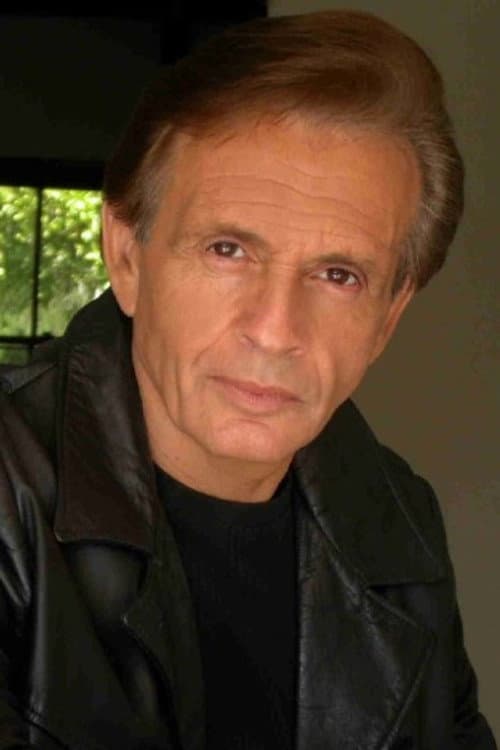 Ari Barak headshot