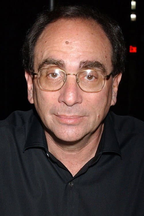R.L. Stine headshot