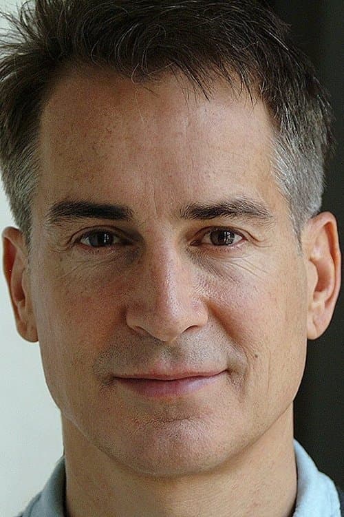 Geoffrey Nauffts headshot