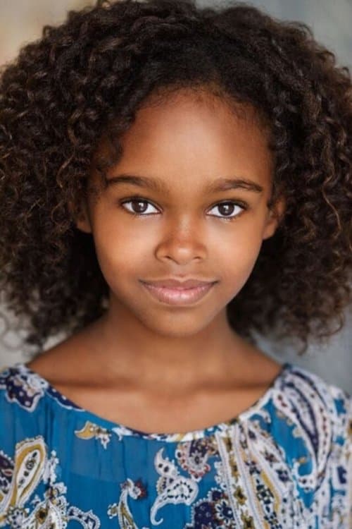 Lidya Jewett headshot