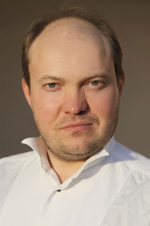 Dennis Good headshot