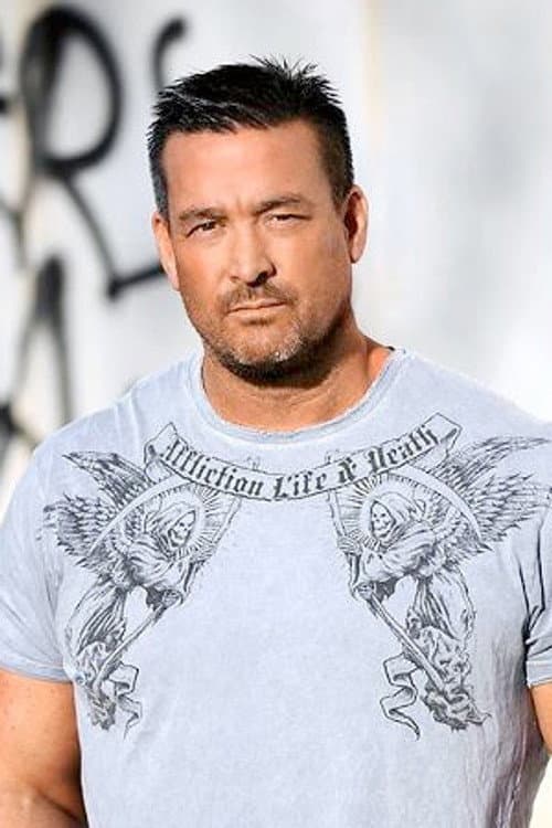 Steve Tanabe headshot