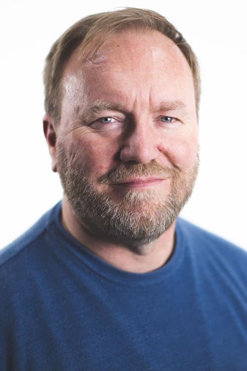 Sean Tizzard headshot