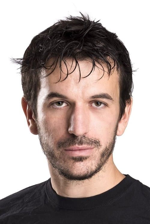 Tristan McConnell headshot