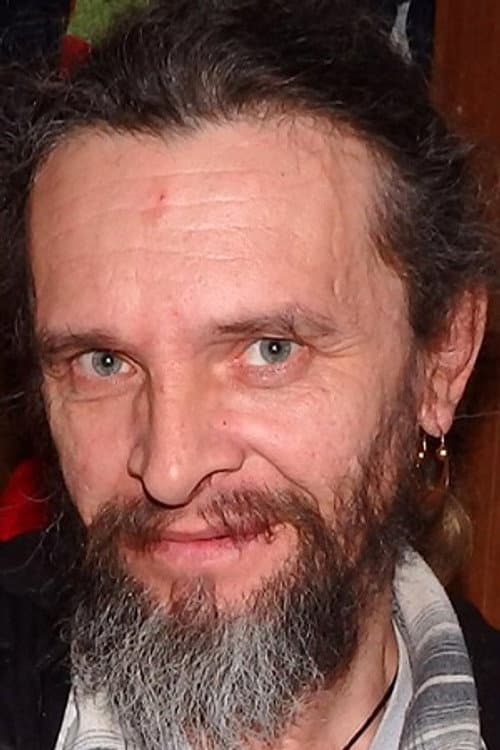 Vladimir Simonov headshot
