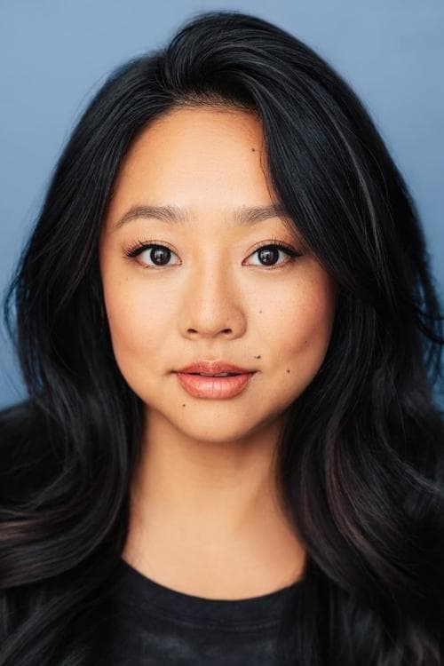 Stephanie Hsu headshot