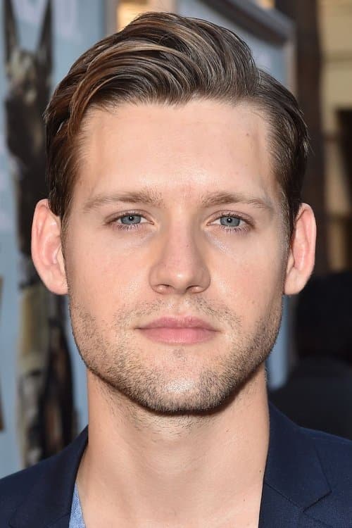 Luke Kleintank headshot