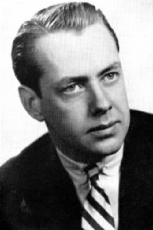 Howard Erskine headshot