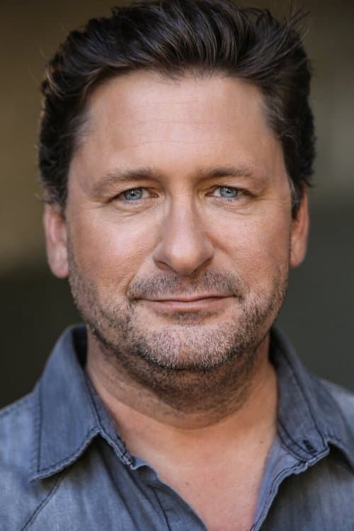 Peter Holden headshot