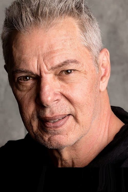 Sal Landi headshot
