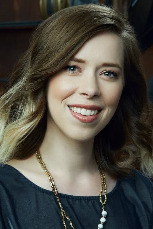 Natalie Nourigat headshot