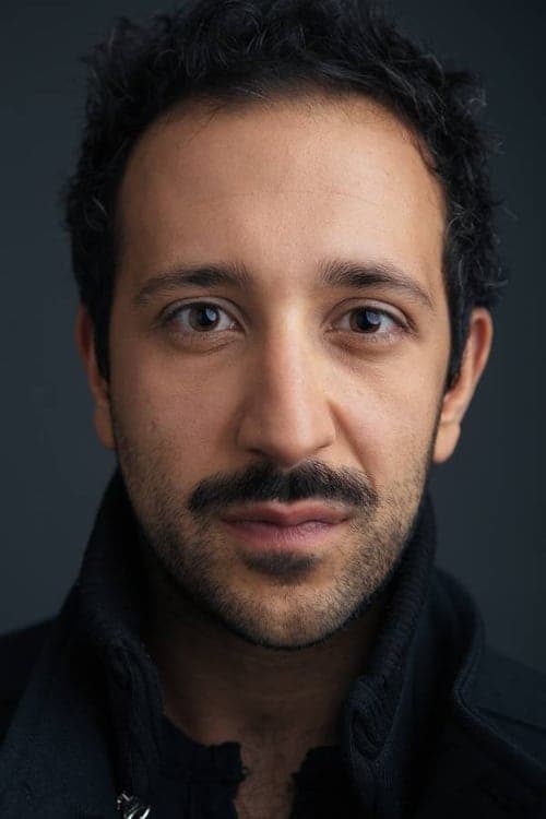 Desmin Borges headshot