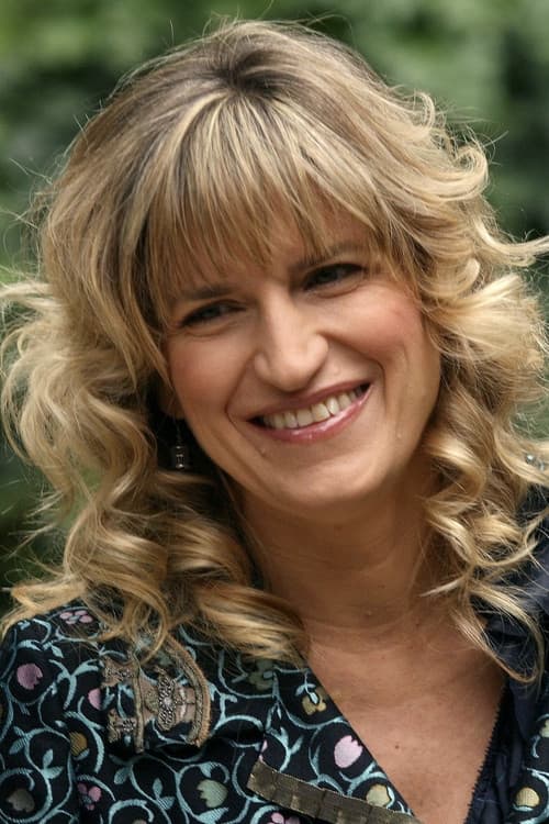 Catherine Hardwicke headshot