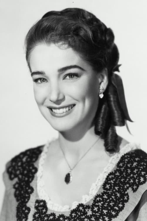Julie Adams headshot