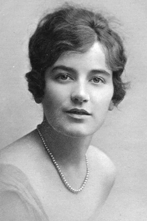 Violet Hopson headshot