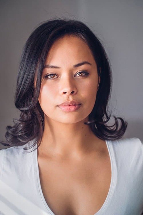 Frankie Adams headshot