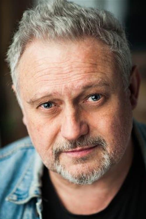 Russell Floyd headshot