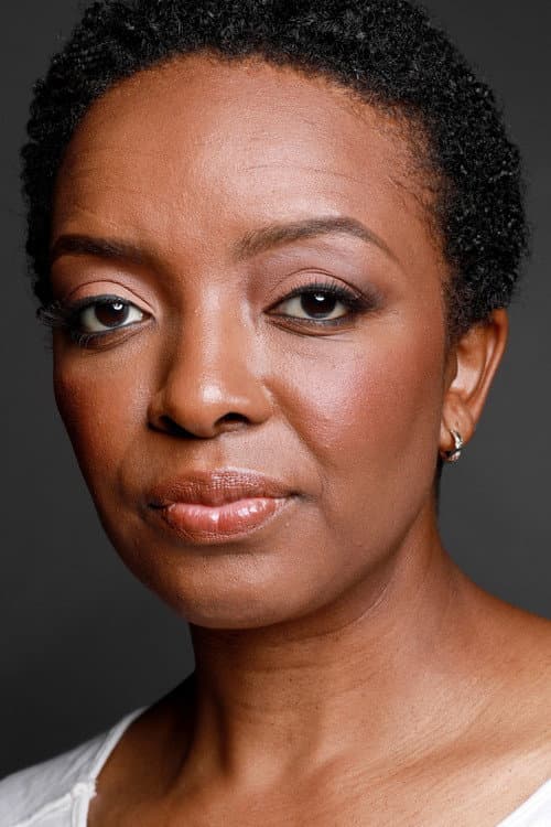Tamika Simpkins headshot