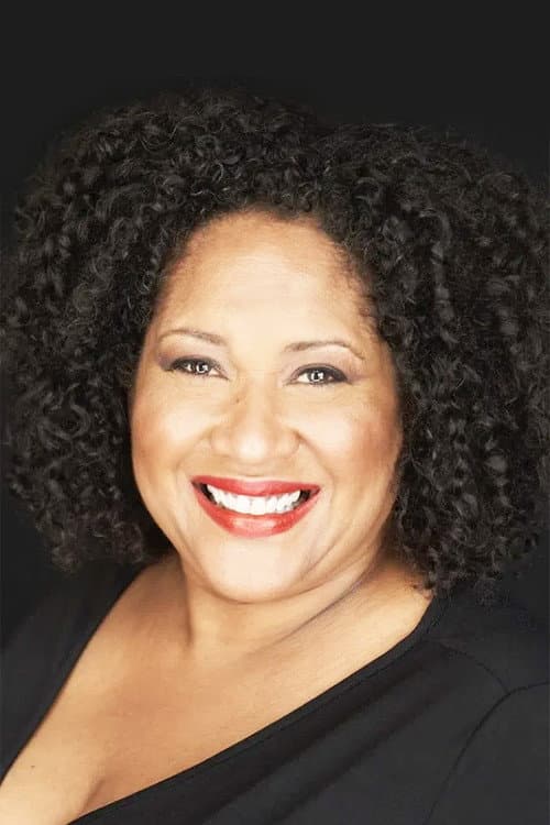 Kim Roberts headshot