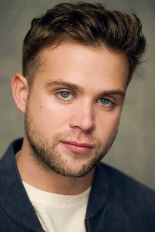 Leo Woodall headshot
