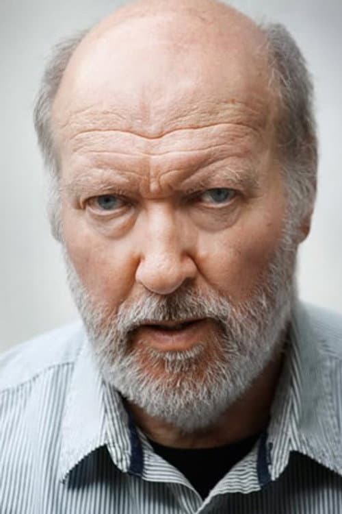 Christopher Saul headshot