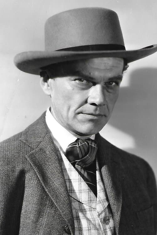 Ray Bennett headshot