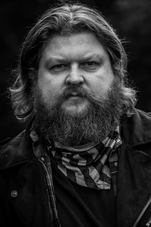 Alex Butler headshot