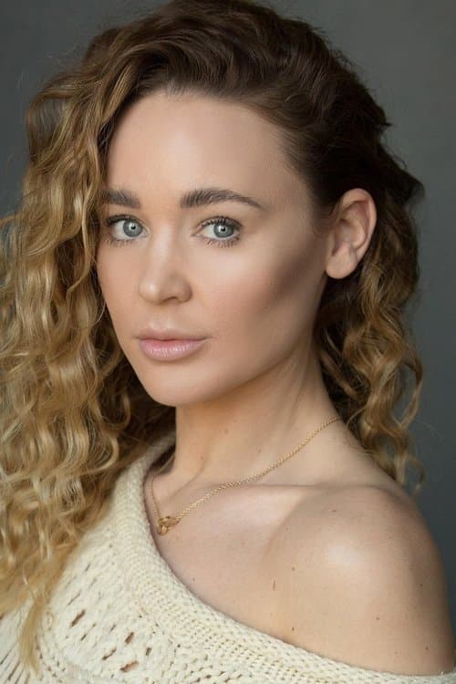Kelly Rian Sanson headshot