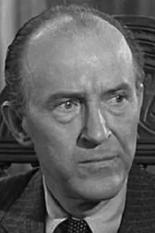 Alexander Lockwood headshot