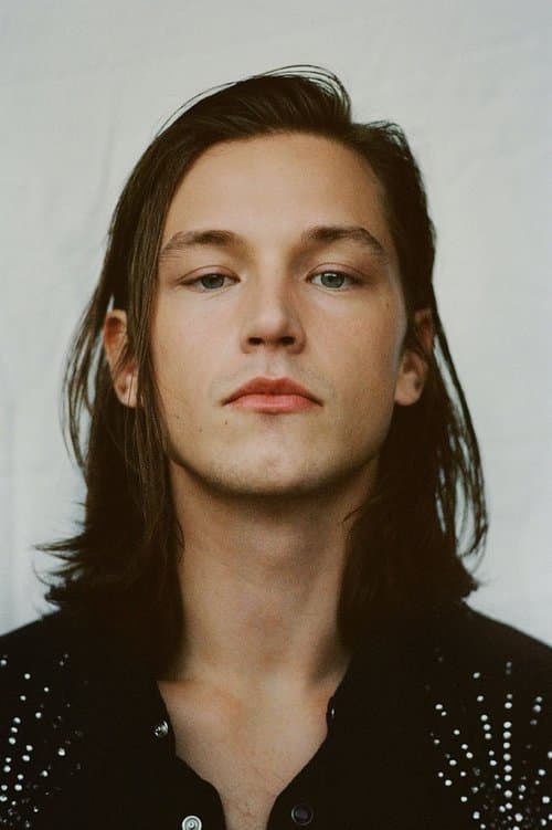 Simon Lööf headshot