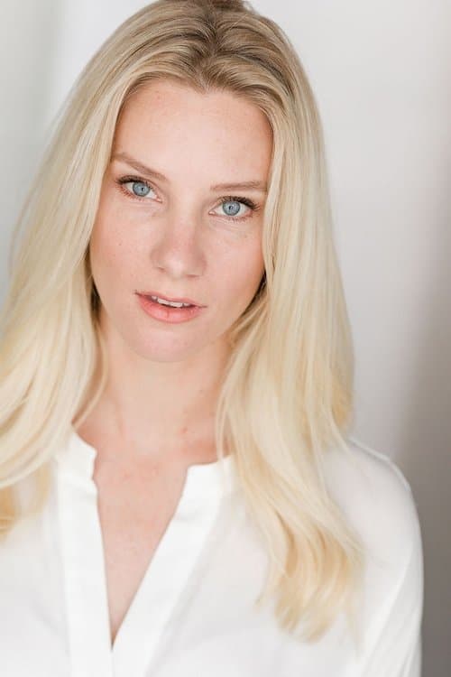 Heather Morris headshot