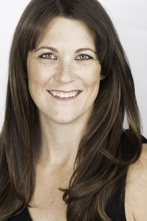 Marie Fink headshot