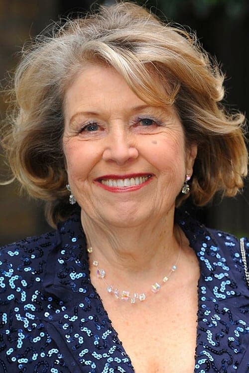 Anne Reid headshot