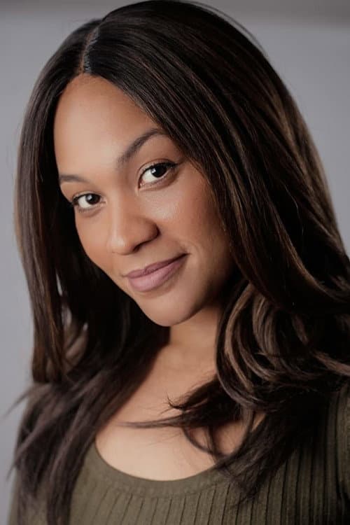 Sasha Kelly Jackson headshot