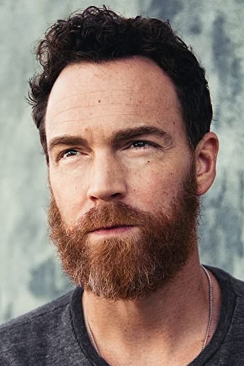 Dominic Bogart headshot