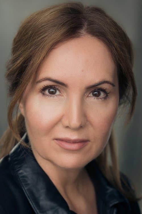 Amanda-Jade Tyler headshot