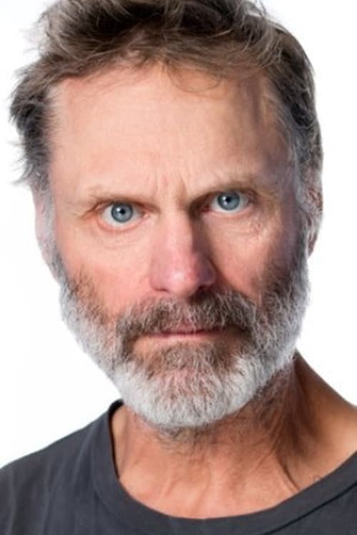 Alex Van headshot