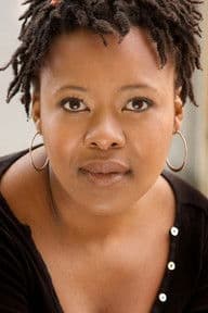 Warona Setshwaelo headshot