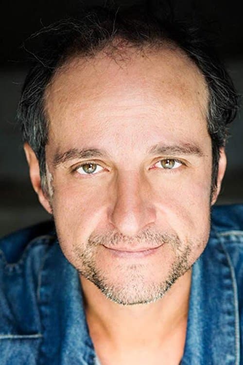 Arthur Angel headshot