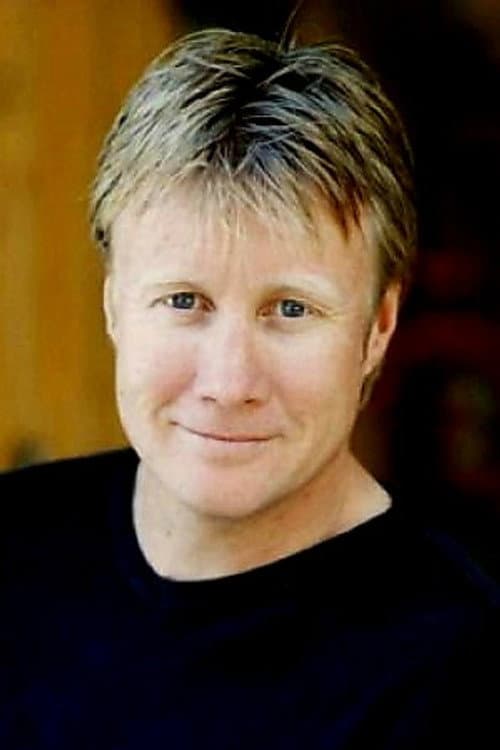 Stephen Strachan headshot