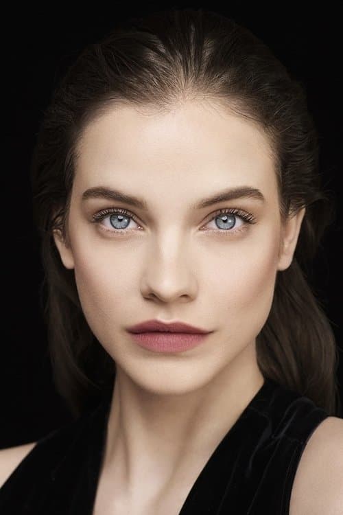 Barbara Palvin headshot