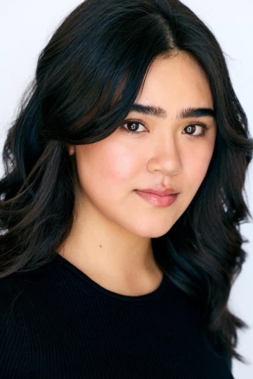 Jolie Hoang-Rappaport headshot
