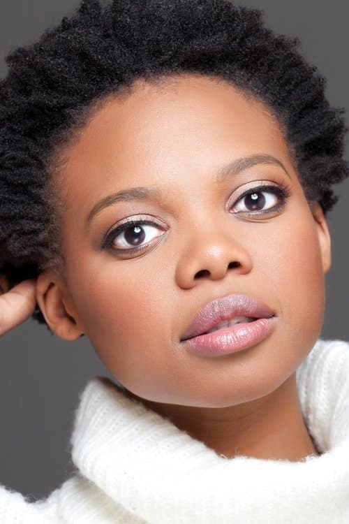 Susan Heyward headshot